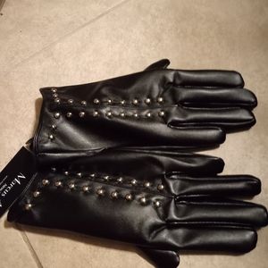 Marcus Adler Studded Gloves